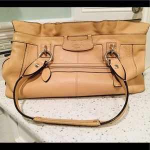 Spacious Coach handbag (taupe). Beautiful for Fall